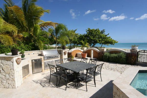 Villa Sull Oceano in Jolly Harbor, Antigua