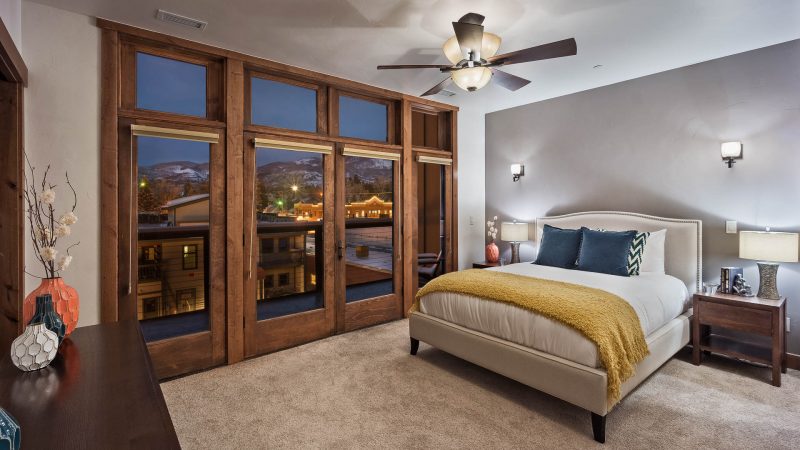 Senators Penthouse at the Olympian photo 8