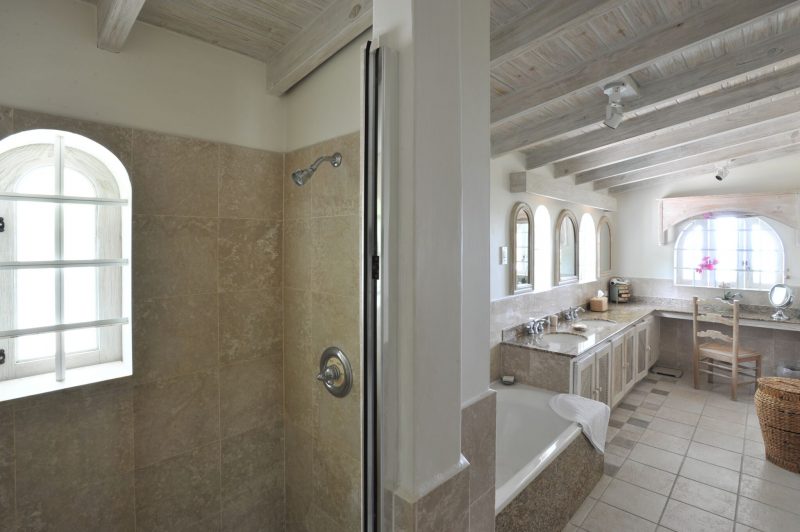 Landfall House photo 13