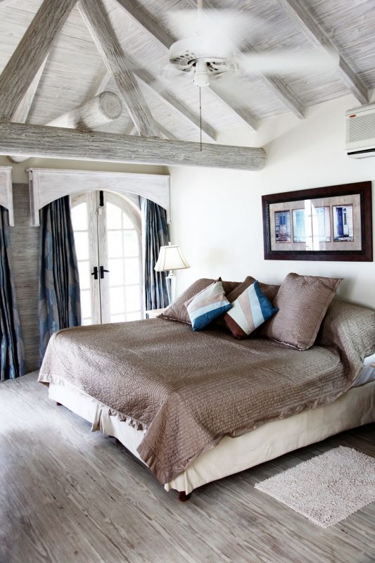 Landfall House photo 49