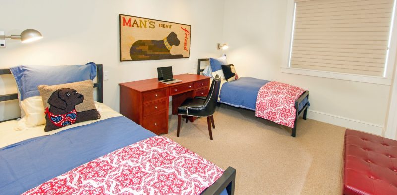 Spruce House photo 18