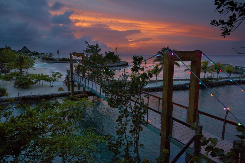 GoldenEye Lagoon Cottages photo 14