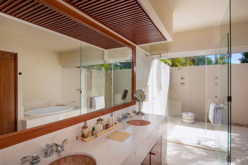 Four Bedroom Las Palmas photo 17