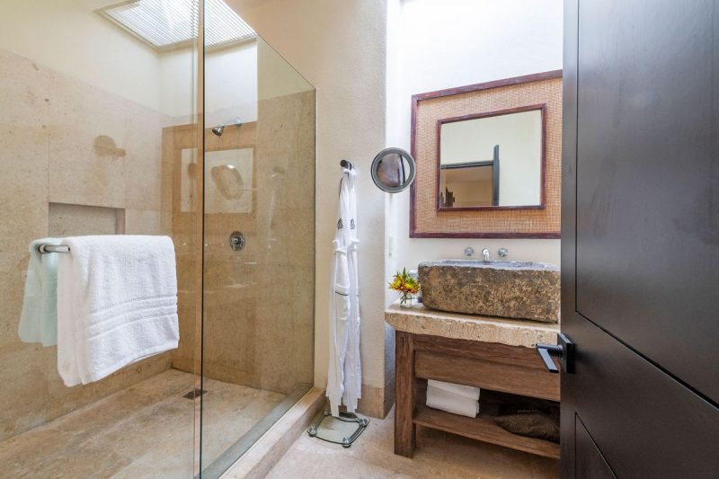 Four Seasons Presidential Villa photo 32