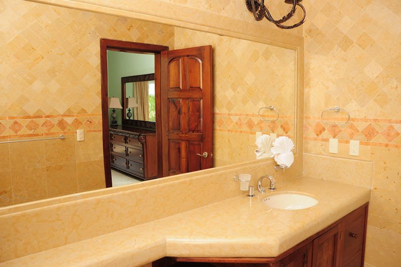 Hacienda Las Palmas photo 27